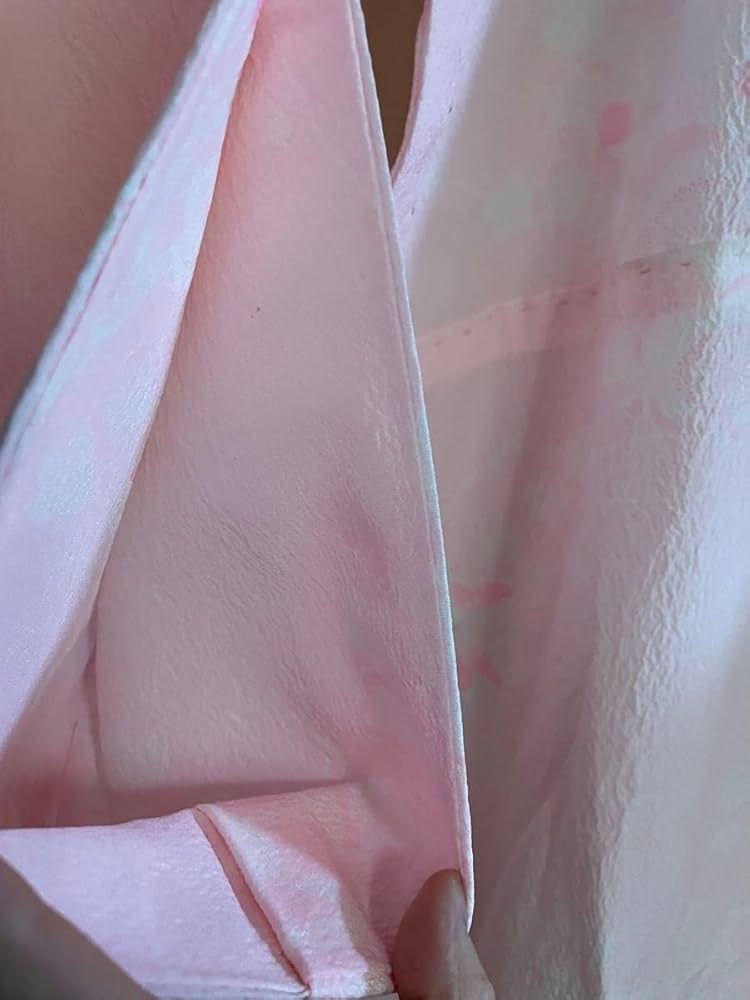 昔の子供の長襦袢　リメイク用 アンティーク着物 子供用 縮緬 リメイク素材 ジャパン